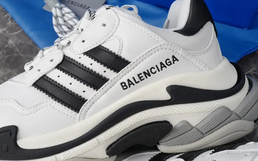 Balenciaga Shoe 